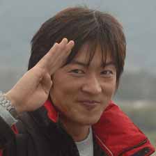 No 06仮面ライダー響鬼 05 01 30 仮面ライダー響鬼 ぼくたちには ヒーローがいる ぼくたちには ヒーローがいる 己の身体を鍛え 変身することで超人的な能力を発揮する戦士 鬼 ヒビキは鬼の一人であり 人々を守るために怪物 No 06仮面ライダー響鬼 05 01 30 仮面ライダー響鬼 ぼくたちには ヒーローがいる ぼくたちには ヒーローがいる 己の身体を鍛え 変身することで超人的な能力を発揮する戦士 鬼 ヒビキは鬼の一人であり 人々を守るために怪物