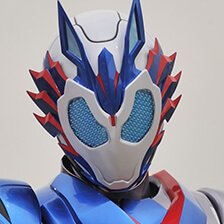 仮面ライダーバルカン 岡田龍太郎（おかだ・りゅうたろう）