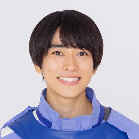 本島純政