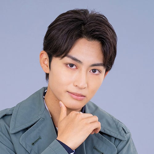日野友輔