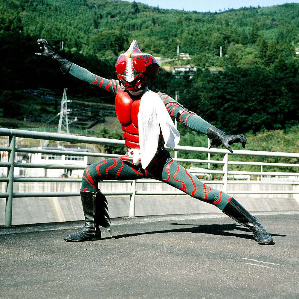 仮面ライダーアマゾン(ZX) | 仮面ライダー図鑑 | 東映 仮面ライダーアマゾン(ZX) | 仮面ライダー図鑑 | 東映