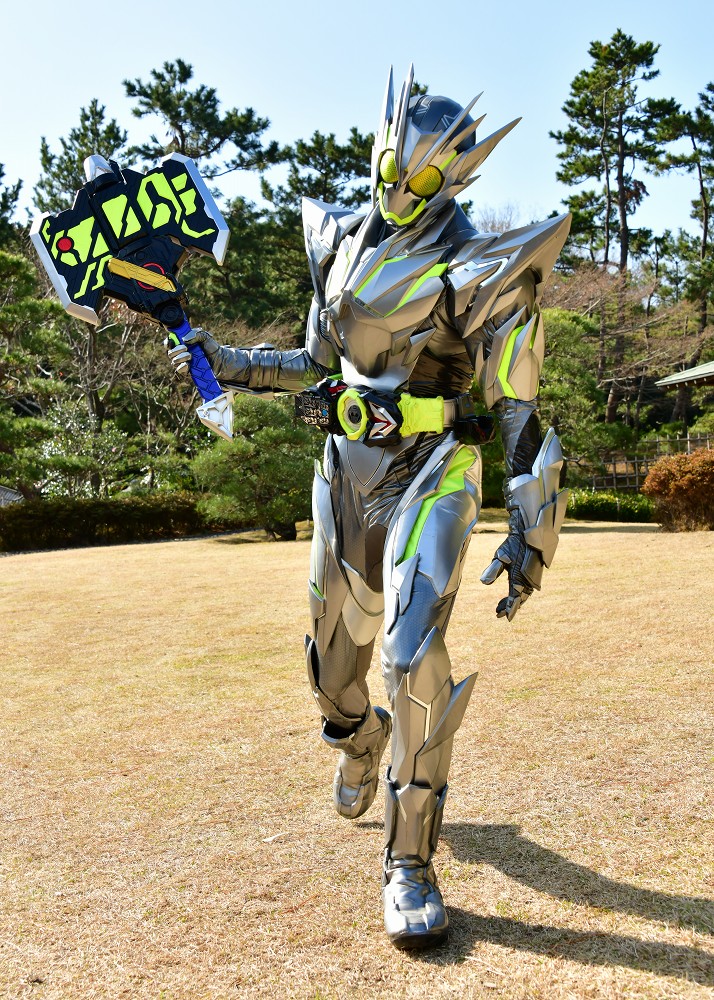 通販 人気】 仮面ライダーゼロワン DXメタルクラスタホッパープログ