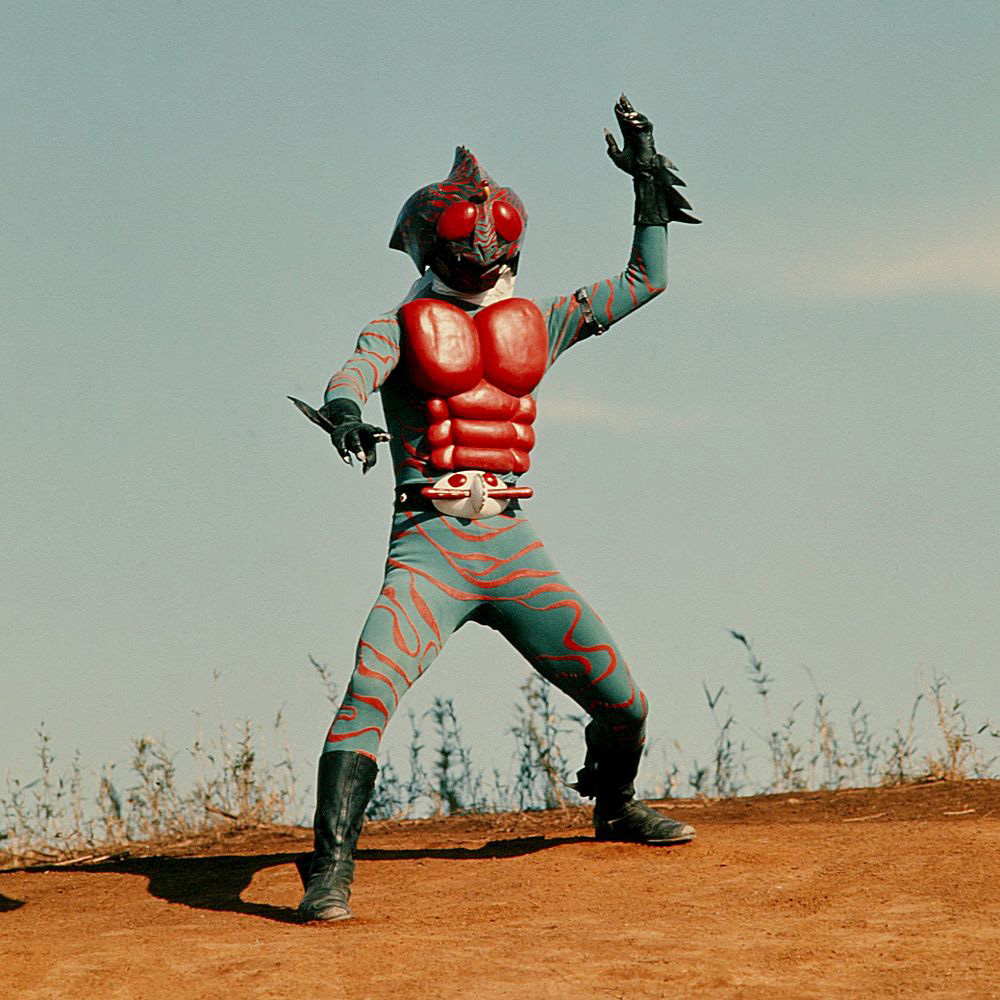 RMWレインボー造形仮面ライダーアマゾン\u0026ジャングラー号1/5