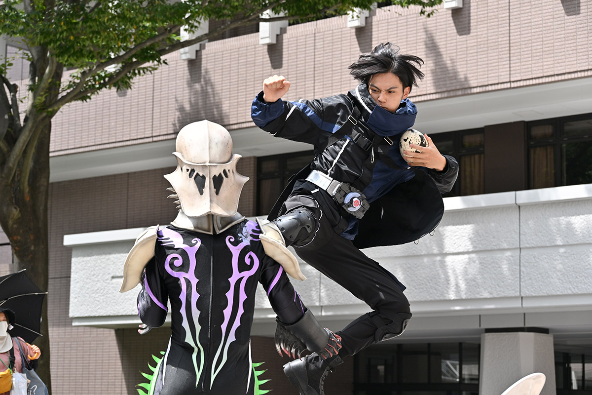 9話 邂逅f Wake Up モンスター 仮面ライダーweb 公式 東映