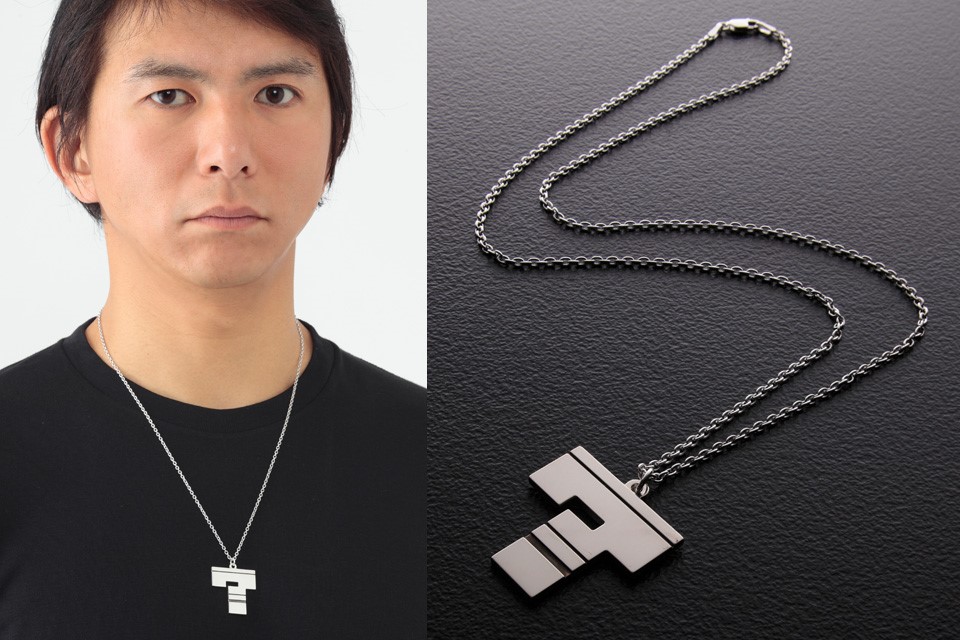 仮面ライダークイズのシルバーネックレス 仮面ライダーweb 公式 東映