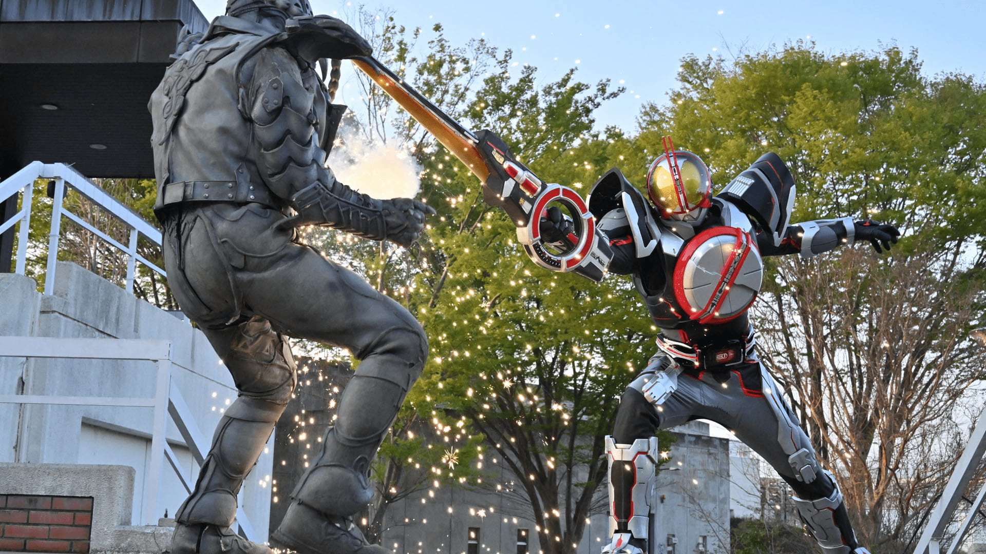 10月、『仮面ライダー555 20th パラダイス・リゲインド』をTV初放送